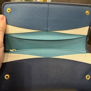 Prada Navy Saffiano Continental Wallet with Gold Logo Stunning interior ❤️
